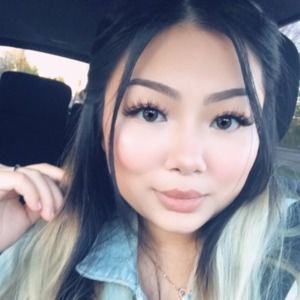 Meet your Posher, Leeda